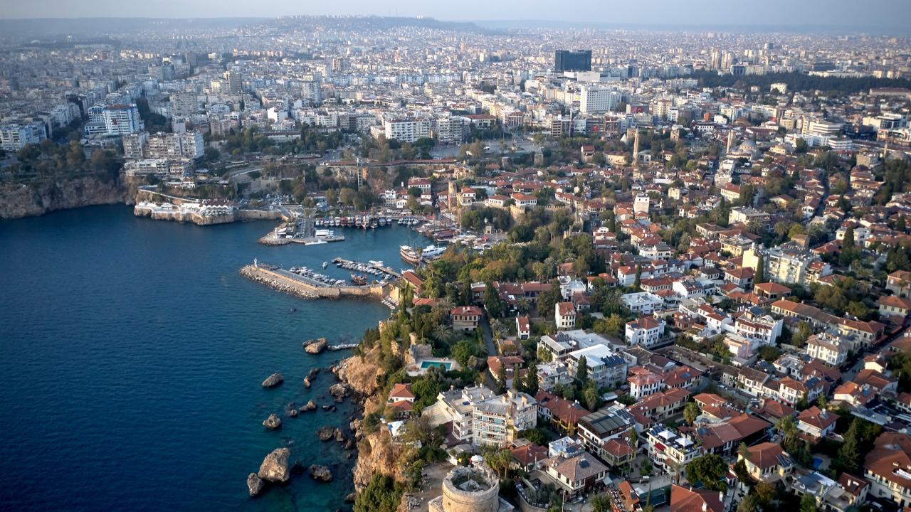 Antalya’da şehir susmuyor! Sessizliği unutuyoruz