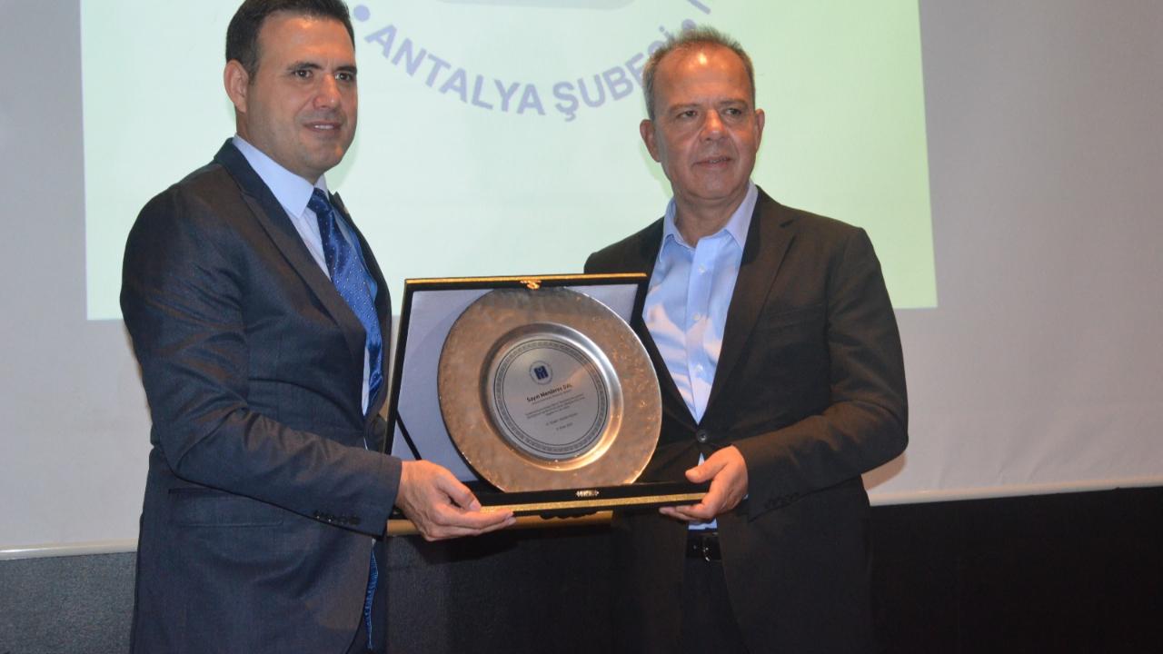 İnşaat Mühendisleri Odası Antalya Şubesi Üyeleri Kahvaltıda Buluştu: Antalya'nın Sorunları ve Döşemealtı’nın Geleceği Konuşuldu