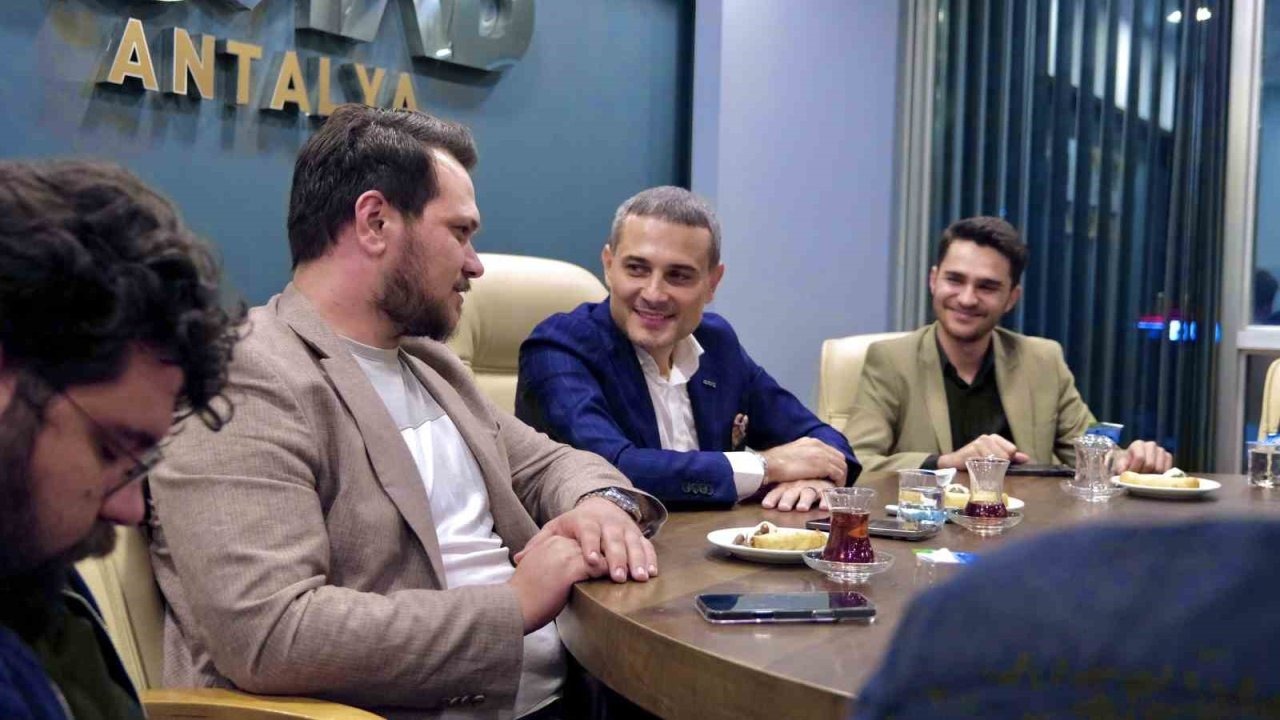 MÜSİAD Antalya Başkanı Akgül, ihracat tecrübelerini gençlerle paylaştı