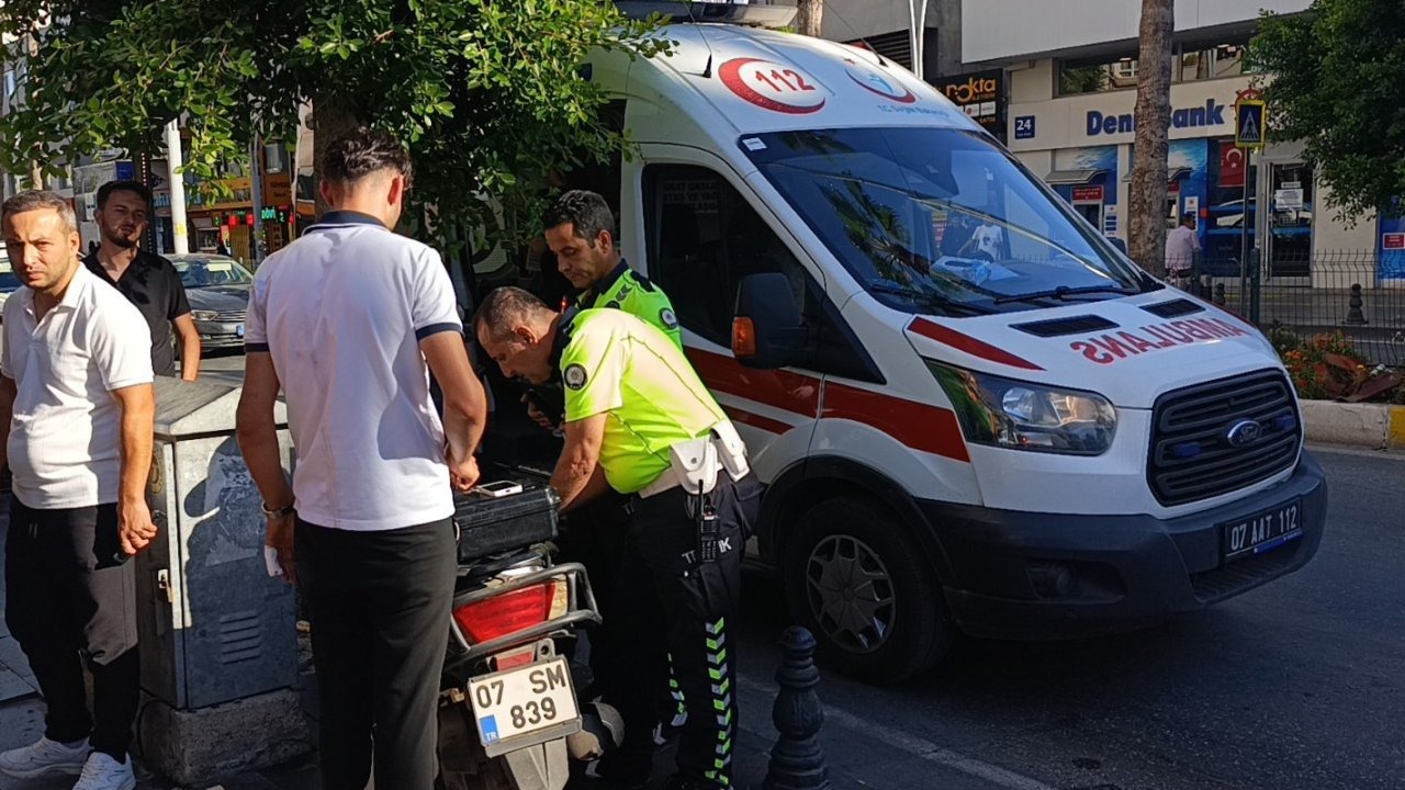 Yaya geçidinde ölümden döndü, o anlar güvenlik kamerasına yansıdı