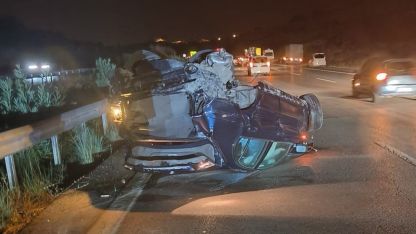 TAG Otoyolu’nda otomobil bariyerlere çarptı: 1 ölü