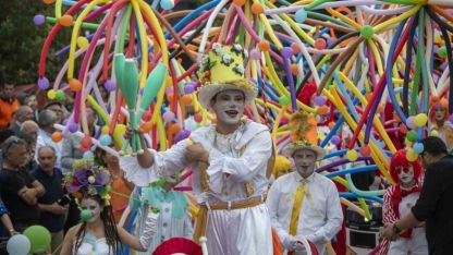 4. Ulusulararası Tarsus Festivali renkli görüntülerle başladı