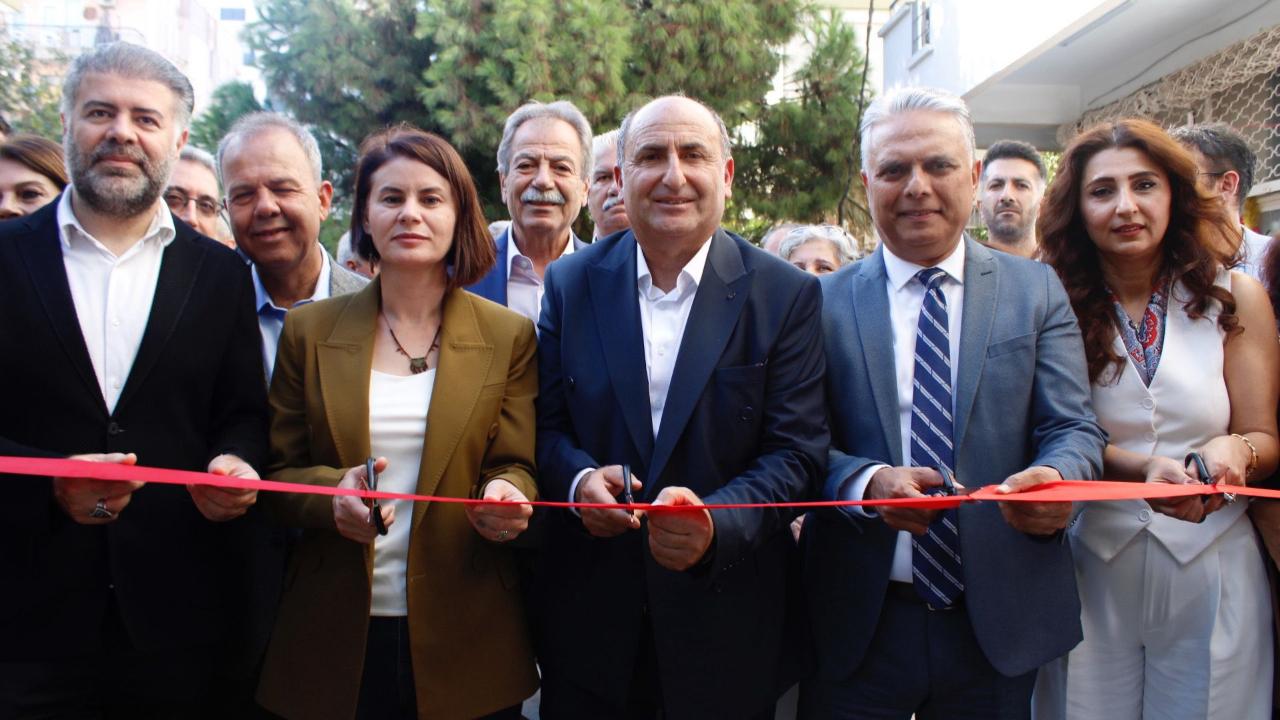 Antalya Vanlılar Yardımlaşma ve Dayanışma Derneği görkemli bir törenle açıldı