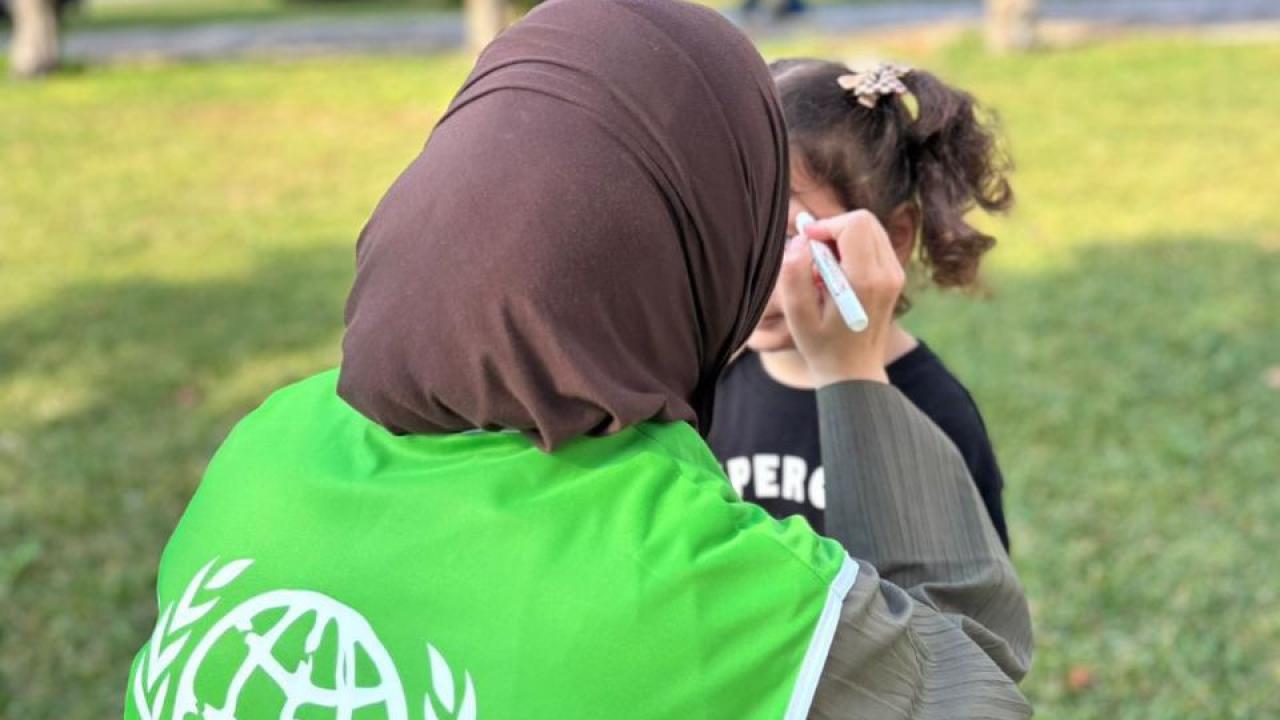 İHH Antalya, yetim çocuklar için "Uçurtma Şenliği" düzenledi