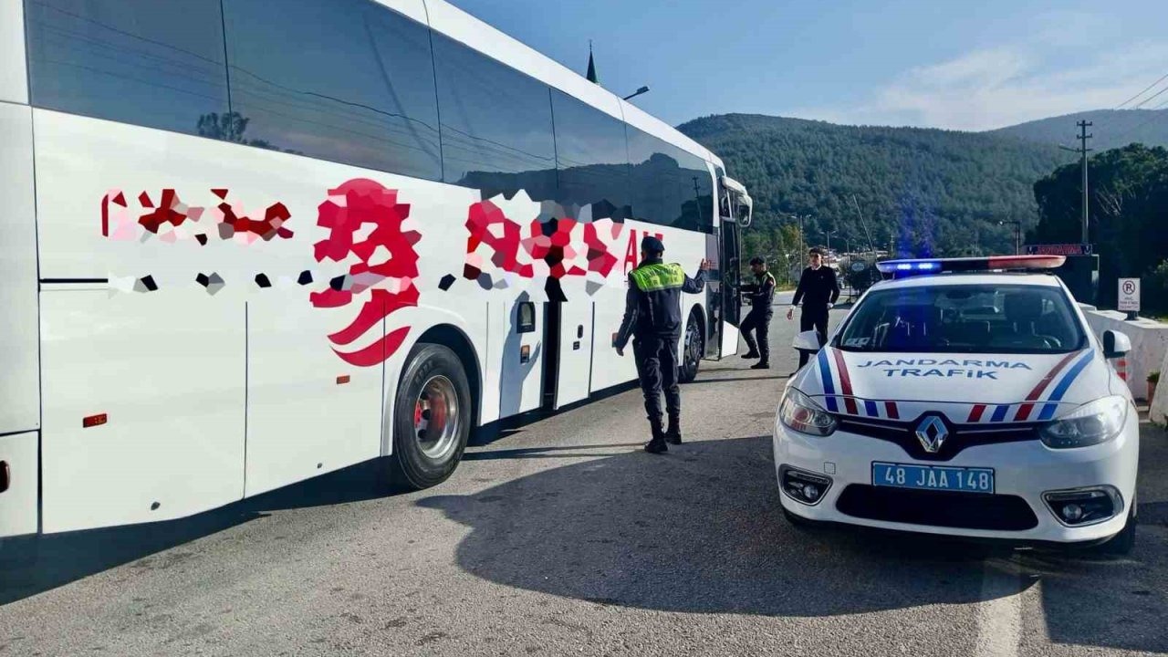 Jandarma 7 günde 20 bin 231 araç denetledi