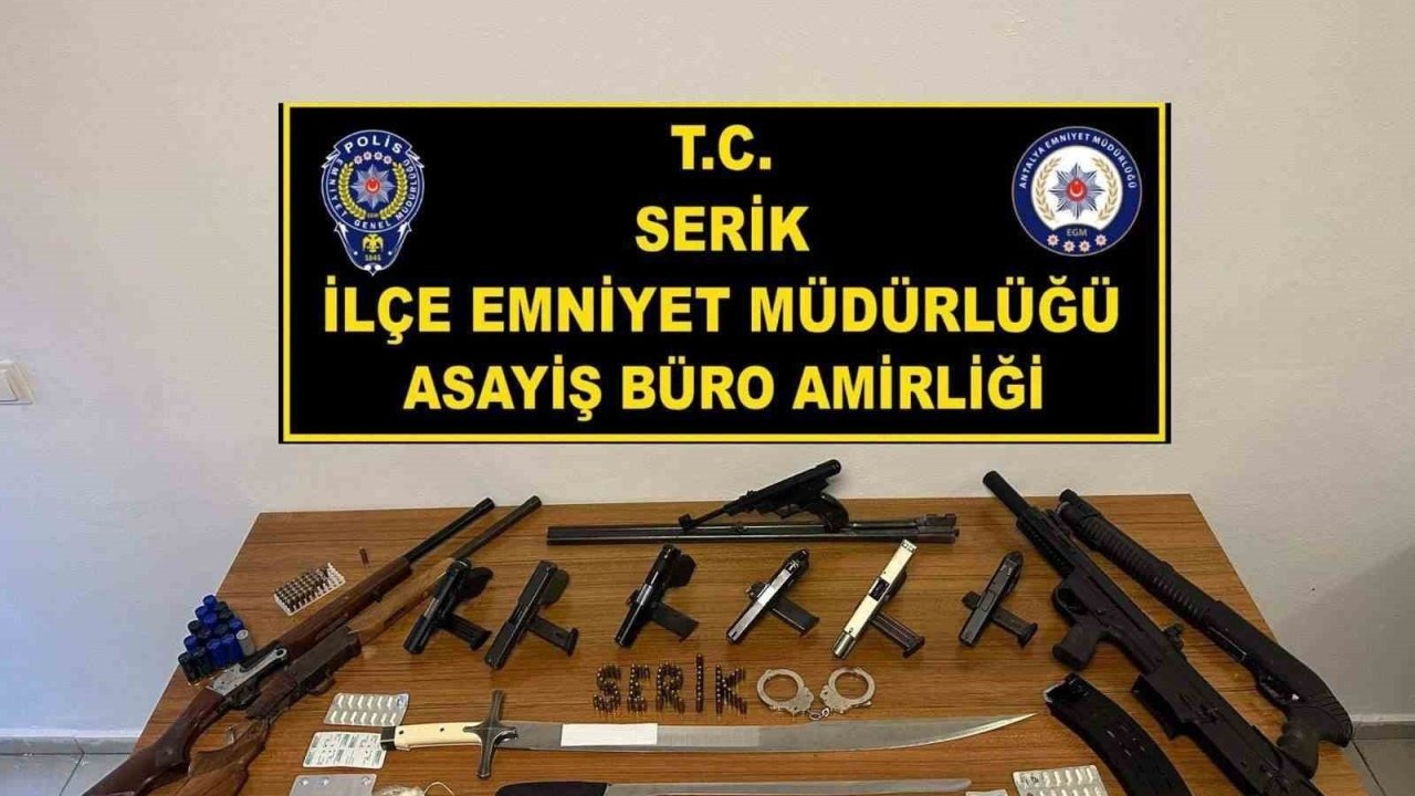 Serik’te silah ve uyuşturucu operasyonu: 16 şüpheli yakalandı