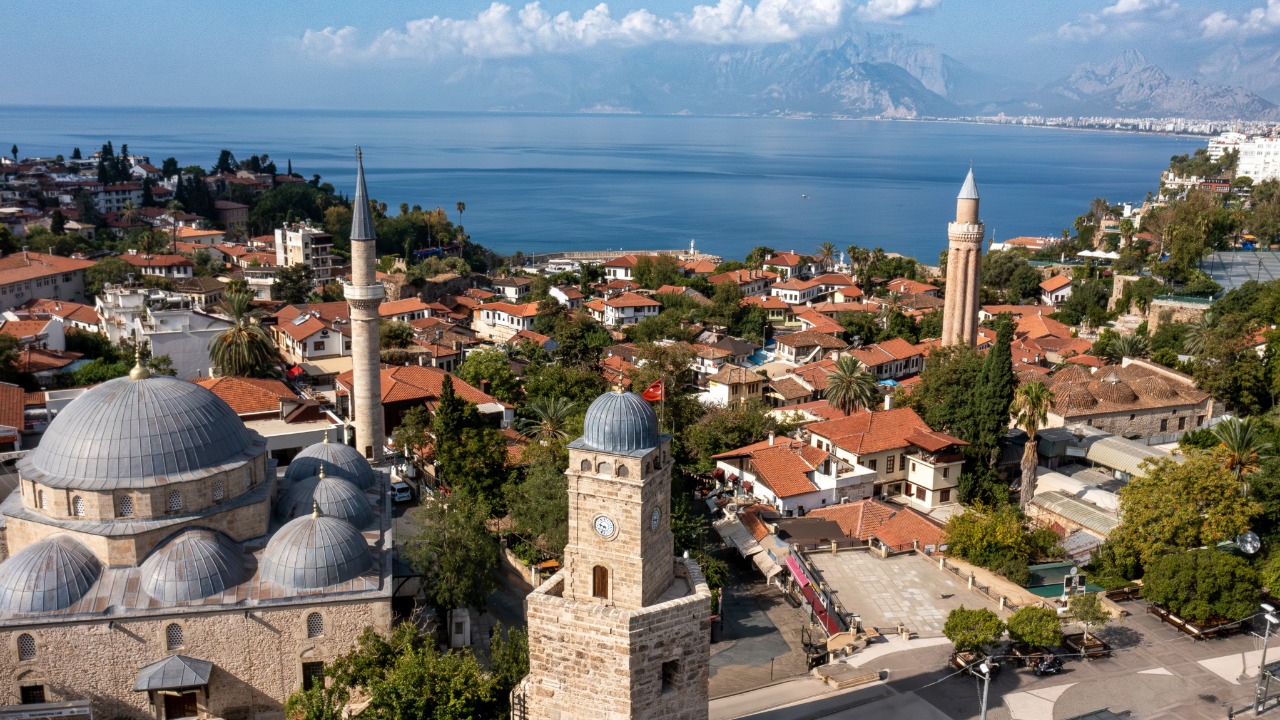 Anadolu’nun kayıp hazineleri bir bir dönüyor! Yüzyıllık izler Antalya'da