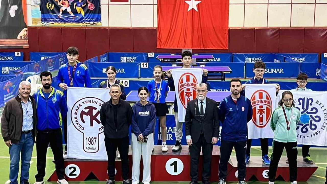 Muğlalı genç raketlerden Türkiye derecesi