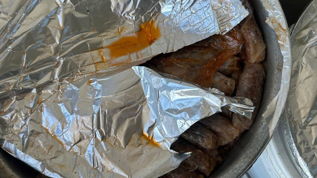 Otobüsle uygunsuz taşınan sarma ve dolmalar imha edildi