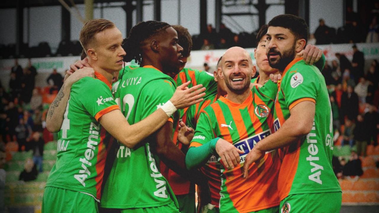 Alanyaspor, Beşiktaş ile 20. randevuda karşı karşıya gelecek! Maçın muhtemel 11’leri