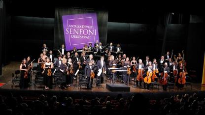 Antalya Devlet Senfoni Orkestrası'ndan "romantik dönem" repertuvarı