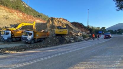 Elmalı–Finike Yolu’nda çalışmalar aralıksız sürüyor
