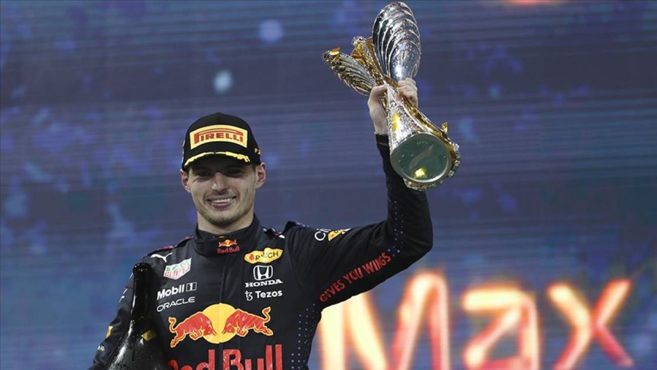 Formula 1'in yıldızı emekliliğe mi ayrılacak?