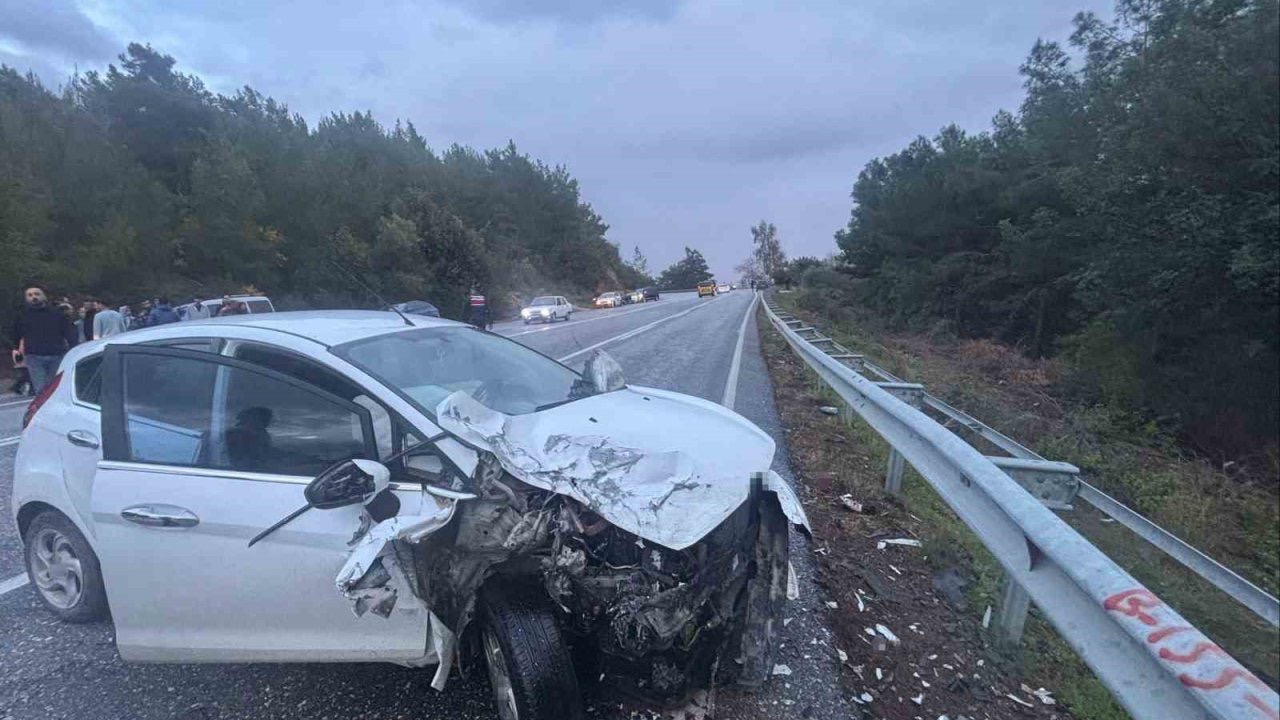 Manavgat’ta zincirleme kaza: 2 yaralı