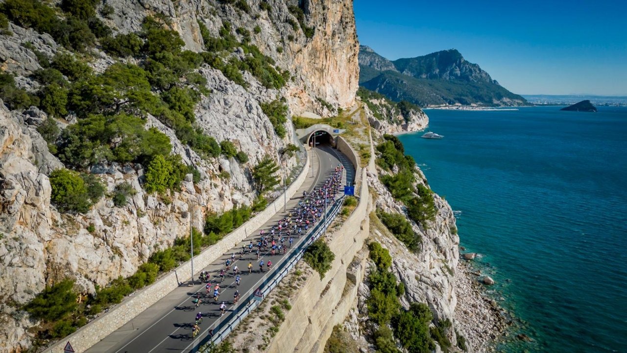 AKRA Gran Fondo Antalya’ya 15 ülkeden 578 sporcu katılacak