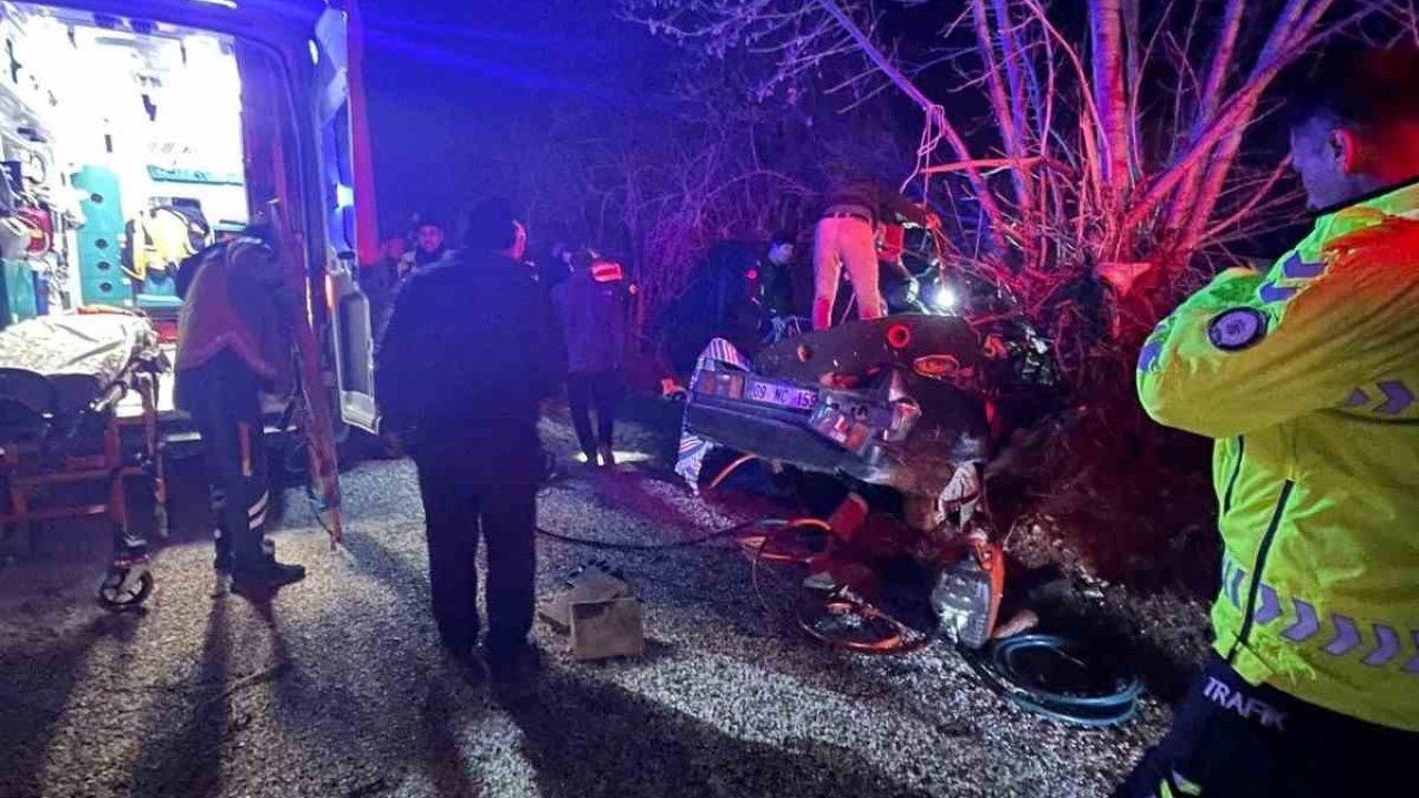 Antalya’da trafik kazası: 3 kişi hayatını kaybetti