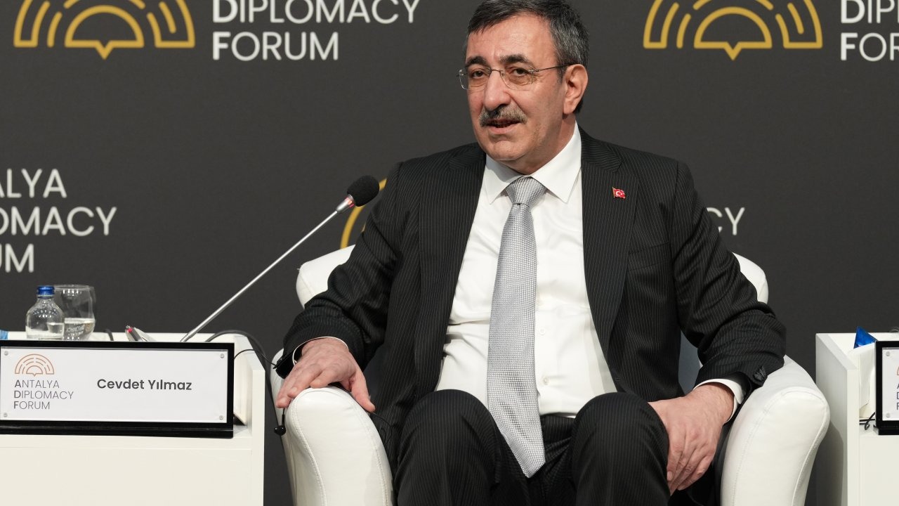 Cevdet Yılmaz: Avrupa'nın daha fazla liderliğe ihtiyacı var