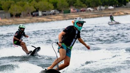 Bodrum’da su jeti, flyboard ve motosurf yarışları nefes kesti