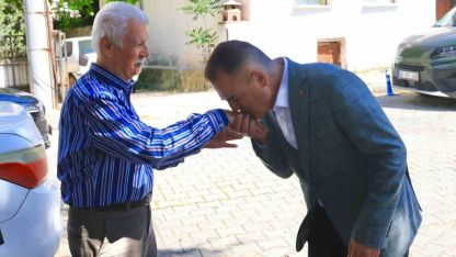Vali Akbıyık şehit ailesini unutmadı