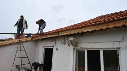 Sorkuncak köyünde ihtiyaç sahibi ailenin çatı problemi giderildi