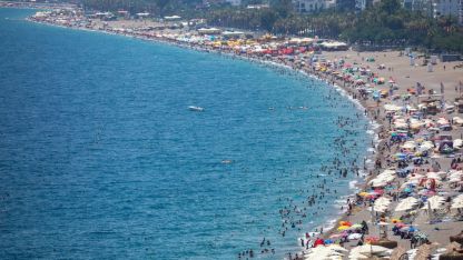 'Antalya oturmuş bir turizm imparatorluğu'