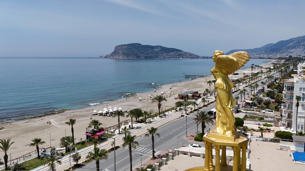 Alanya’daki bu otel görenleri şaşırtıyor!