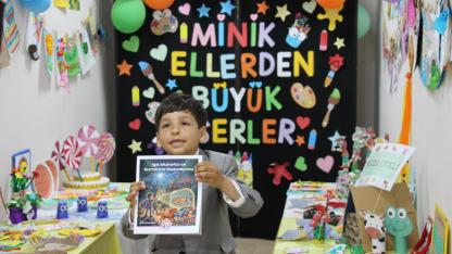 Antalya'da 6 yaşındaki otizmli öğrencinin hayalleri kitaba dönüştü