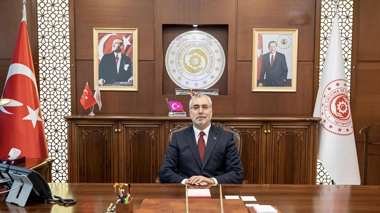 Bakan Işıkhan doğum iznindeki düzenlemeyi açıkladı