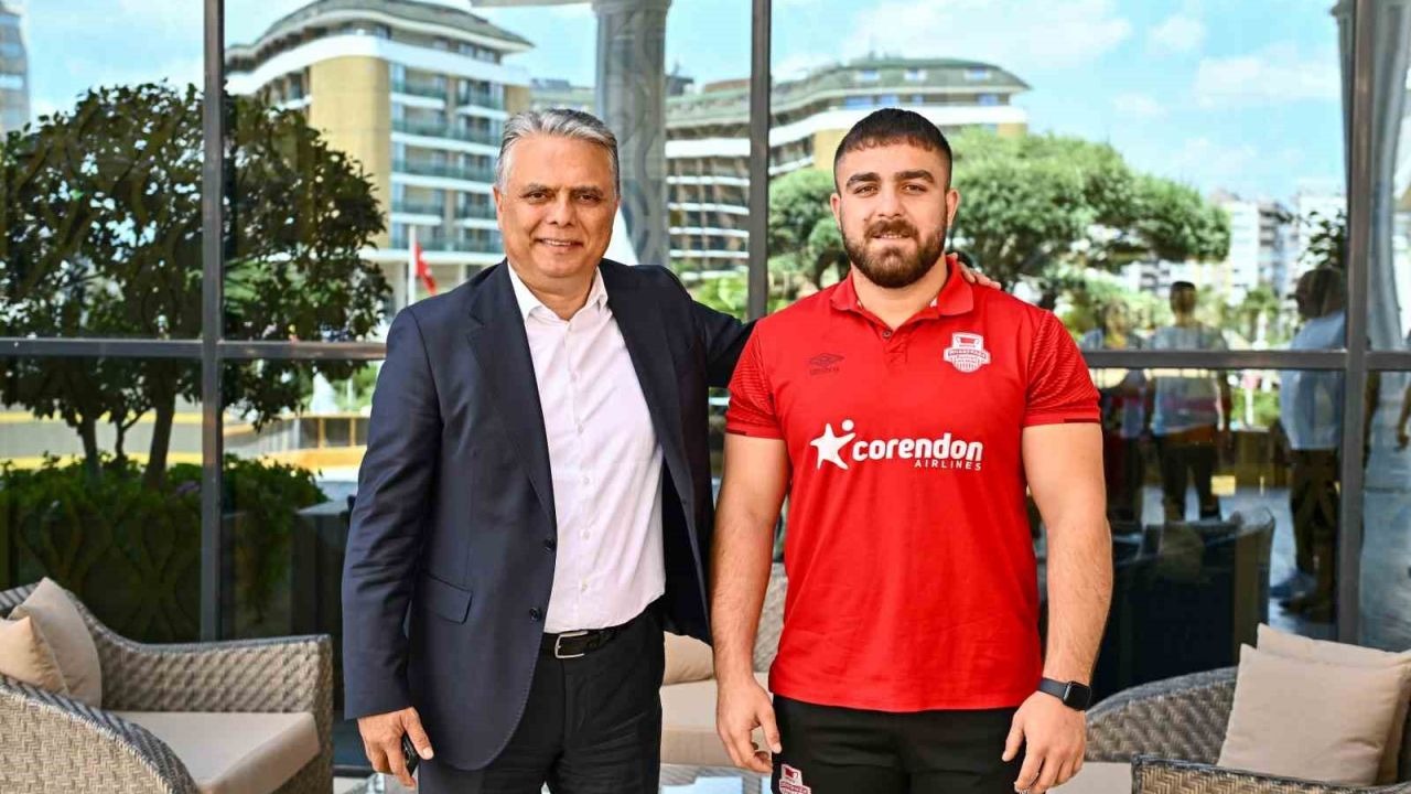 Başkan Uysal’dan güreş takımına moral ziyareti