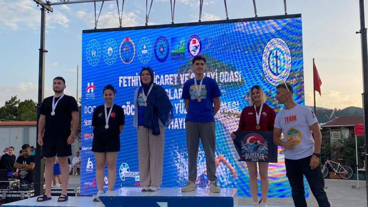Burdur Master Yüzme Takımı Göcek’ten 12 madalya ile döndü