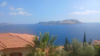 Kaş’ta mesire alanları doldu taştı!