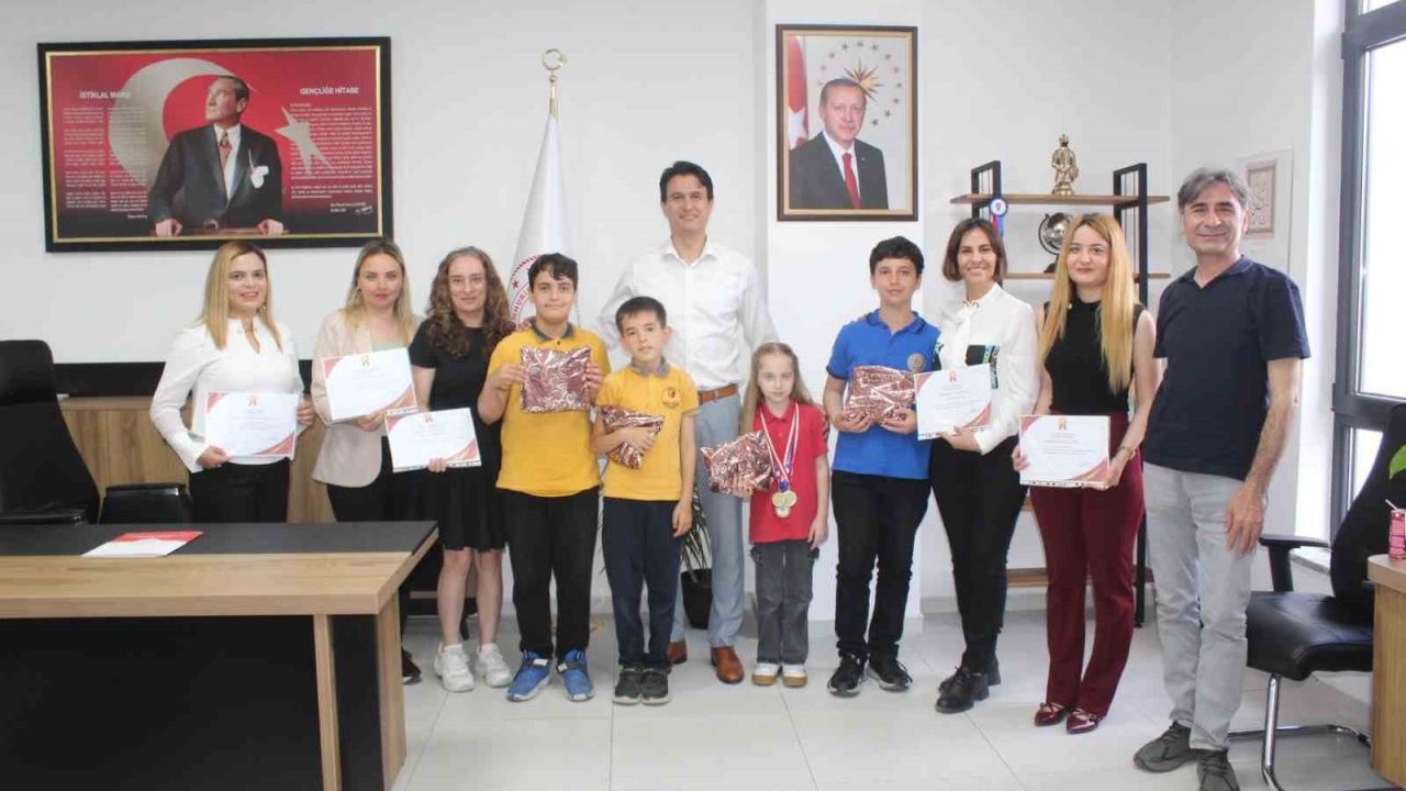 Köyceğiz’de akıl ve zeka oyunlarında il birincileri ödüllendirildi