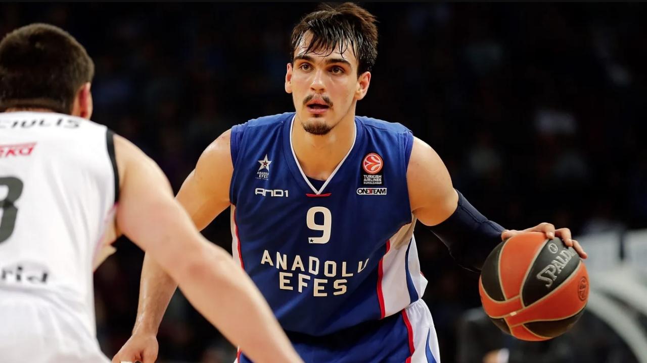 10 yıl aranın ardından yeniden Anadolu Efes'te!