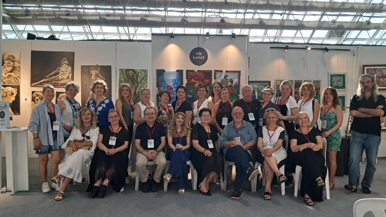 3. Antalya Çağdaş Sanat Fuarı, sanatseverleri ağırlıyor