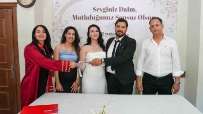 Tarsus’ta 26.06.2026 yoğunluğu: Nikah salonunda 20 çiftin mutluluğu