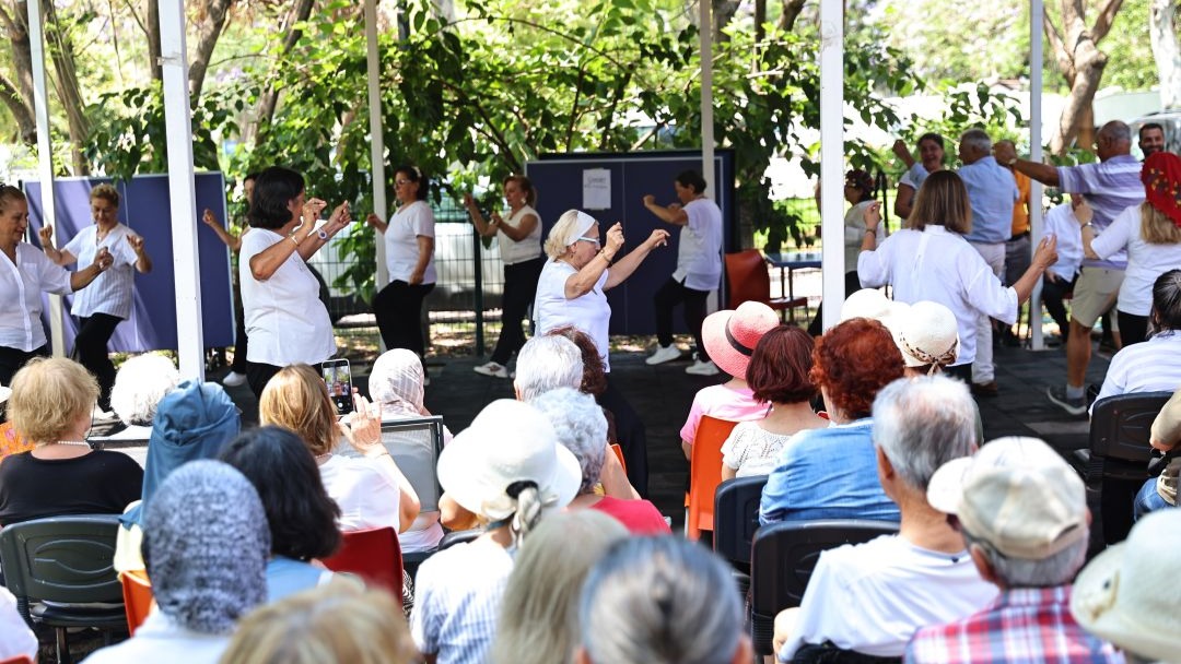 Aktif Yaşlı Merkezi'nde veda programı