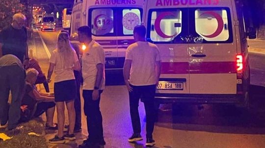 Alanya’da otomobilin çarptığı Çek turist hayatını kaybetti