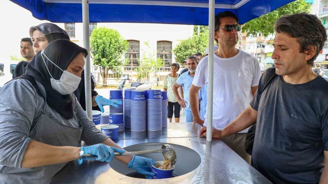 Antalya Büyükşehir Belediyesi’nden Muharrem ayı boyunca aşure ikramı