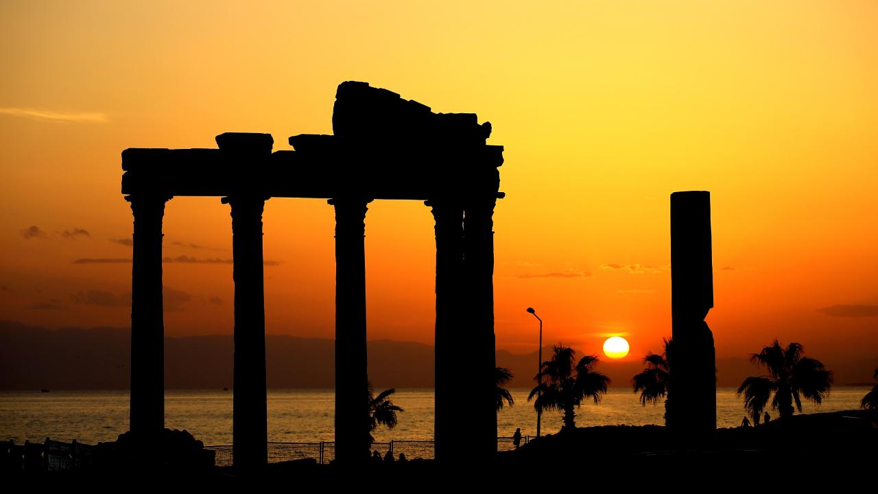 Antalya turizmde zirvede yer alırken, bayram verileri şaşırttı