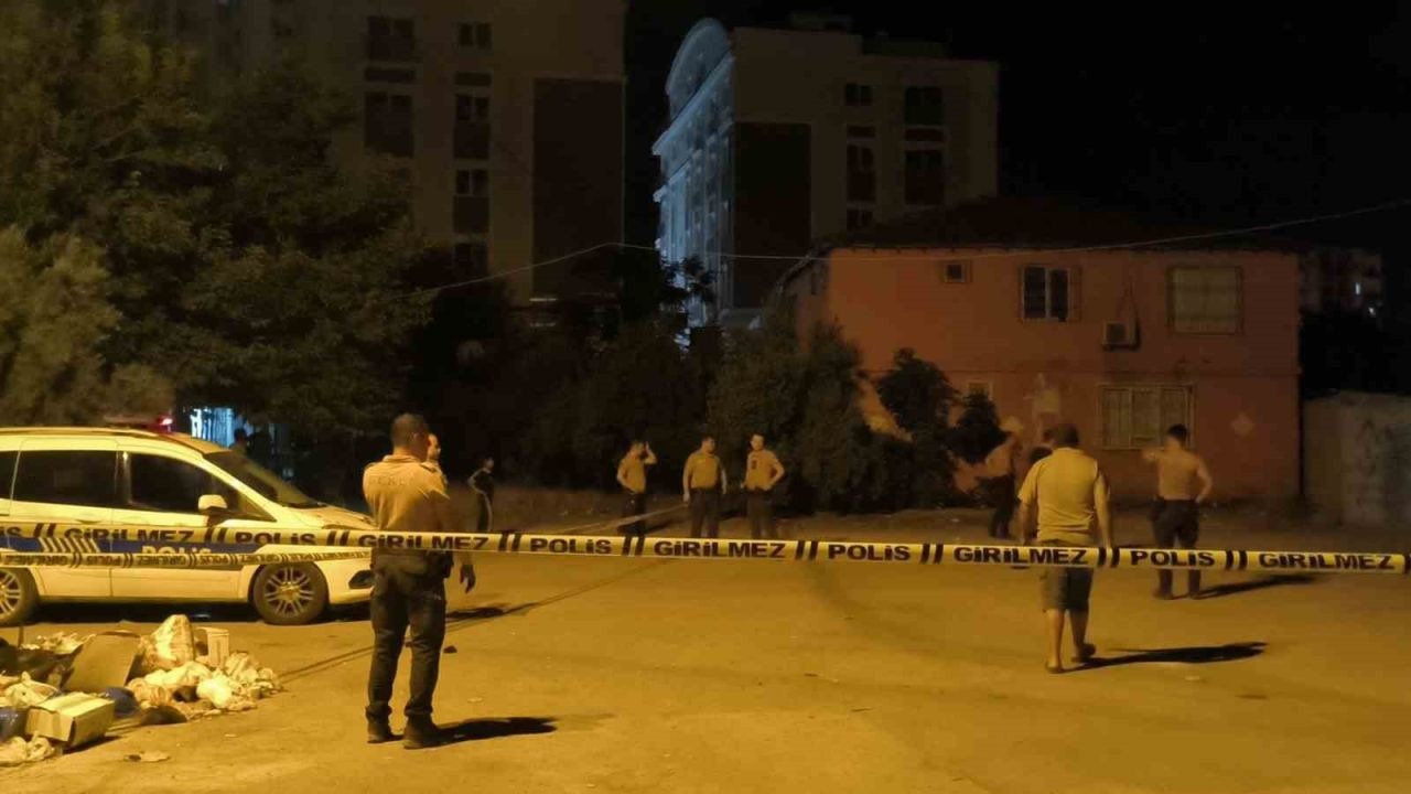 Antalya’da iki grup arasında çıkan kavgada silahlar konuştu: 3 yaralı