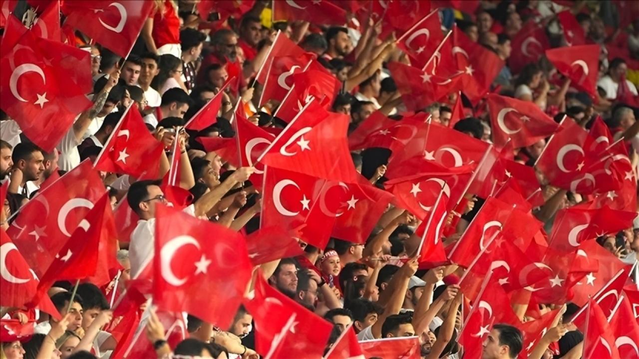 Antalya'da YKS tedbirleri kapsamında milli maç yayını iptal edildi!