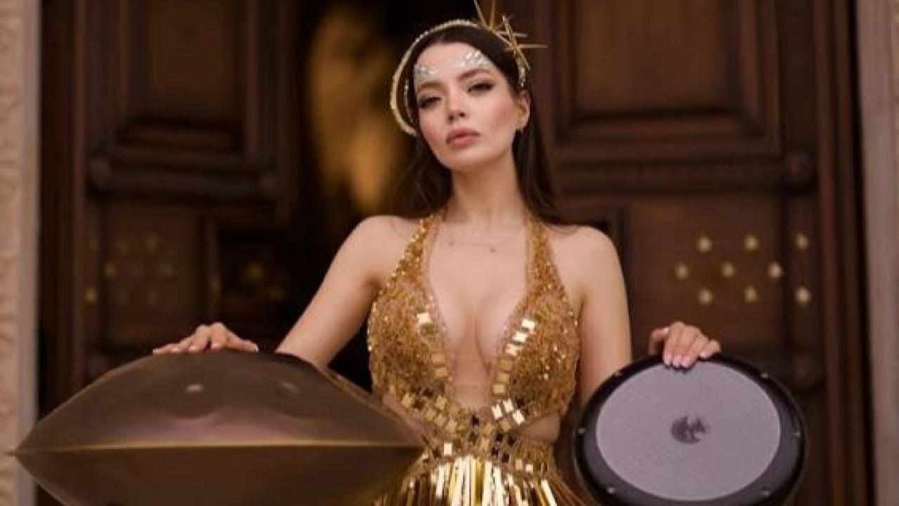 "Darbukanın Kraliçesi" Ceren Özdemir, Kaş'ta sahne alacak