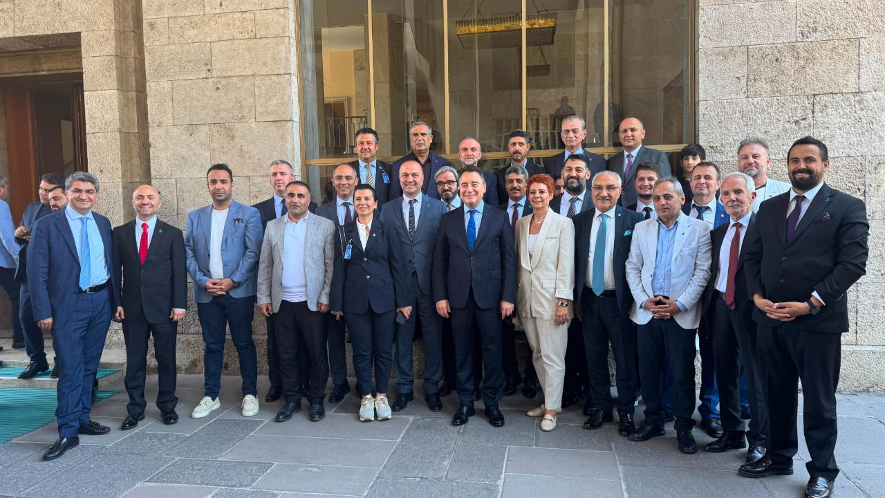 DEVA Partisi Antalya İl Başkanı Arlıer Ankara'da