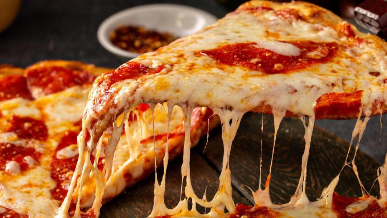 Dünyaca ünlü pizza zinciri satılıyor!