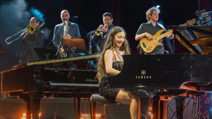Genç Türk müzisyen Su Yavuz, Akra Caz Festivali'nde sahne aldı