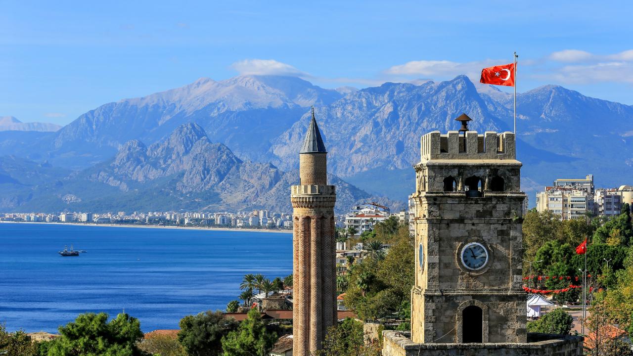 Size Antalya’da bayram nasıl geçer, anlatayım…
