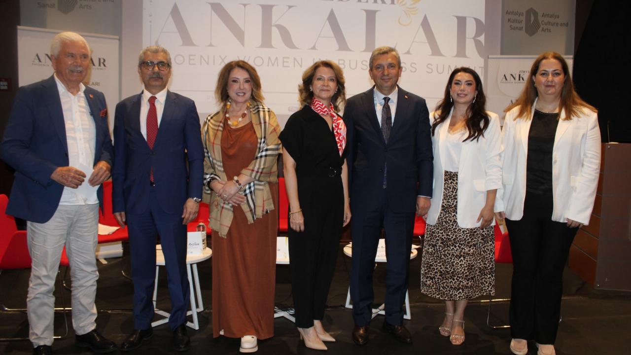 Zirvedeki Ankalar: Antalya’dan dünyaya uzanan kadın liderliği hareketi