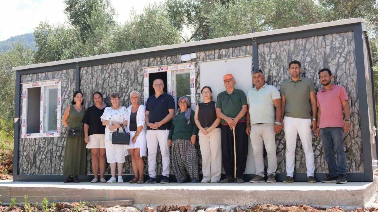 400 kilometrelik iyilik yürüyüşü Alanya’da ihtiyaç sahibi aileye yuva oldu