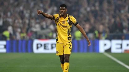 Real Madrid, Denzel Dumfries’i kadrosuna kattı