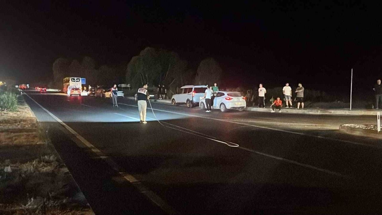 Alanya’da yolun karşısına geçerken yolcu otobüsünün çarptığı yaşlı adam hayatını kaybetti